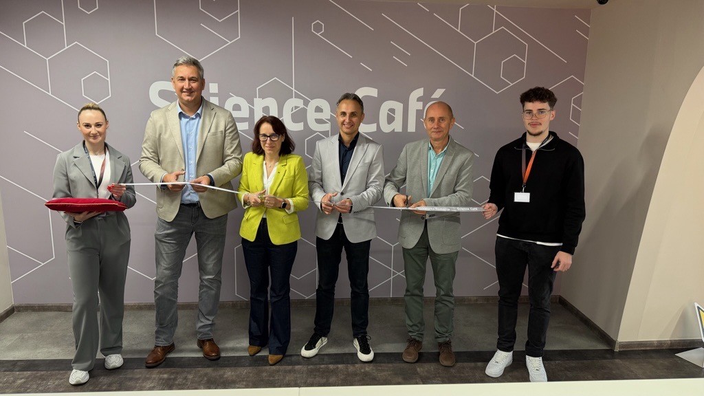 BMW TechWorks Romania Launches Science Café